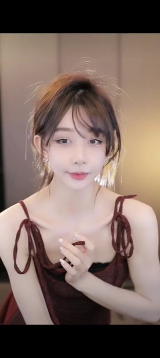 奇领小天儿虎牙跳舞