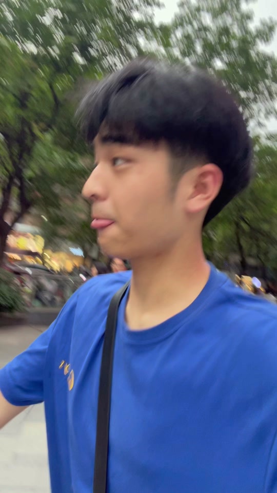 抖音方天宇=杨铭宇黄焖鸡加盟加盟条件