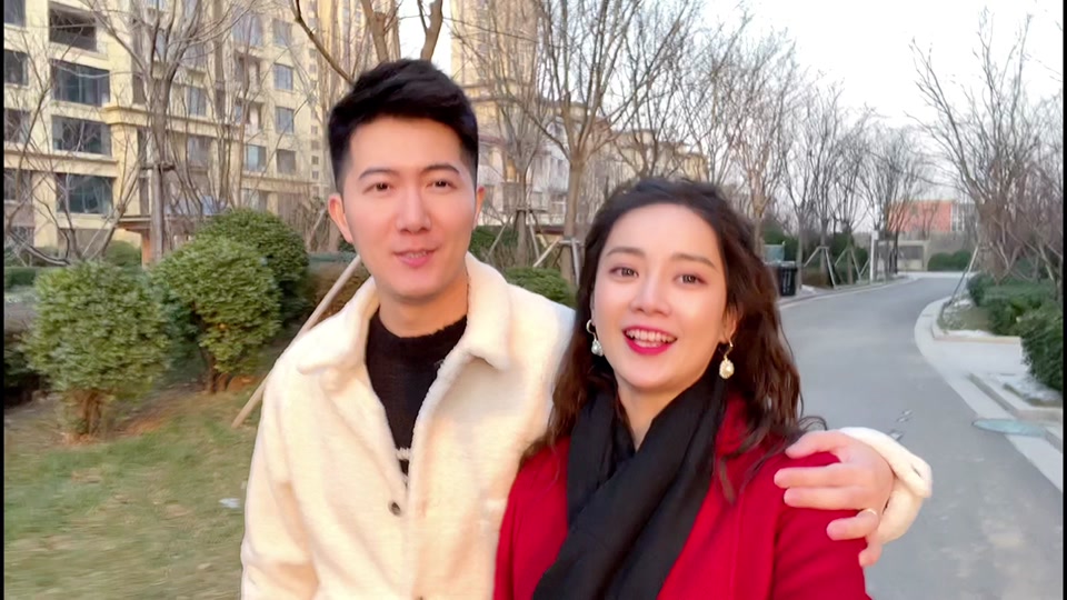 芮格温格夫妇去四季妈妈家吃饭_温朋达和芮格个人资料_温朋达芮格