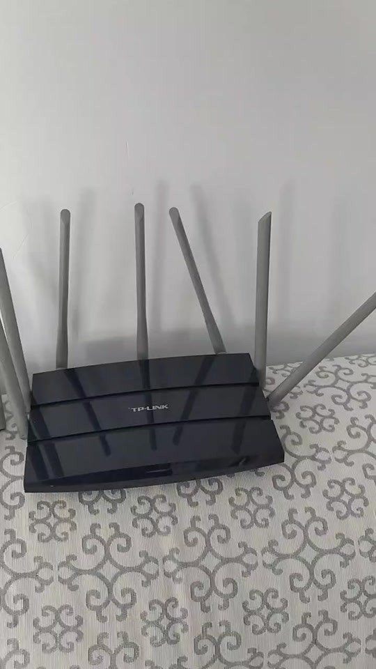 荣耀路由器ws831和h1哪个好 - 抖音