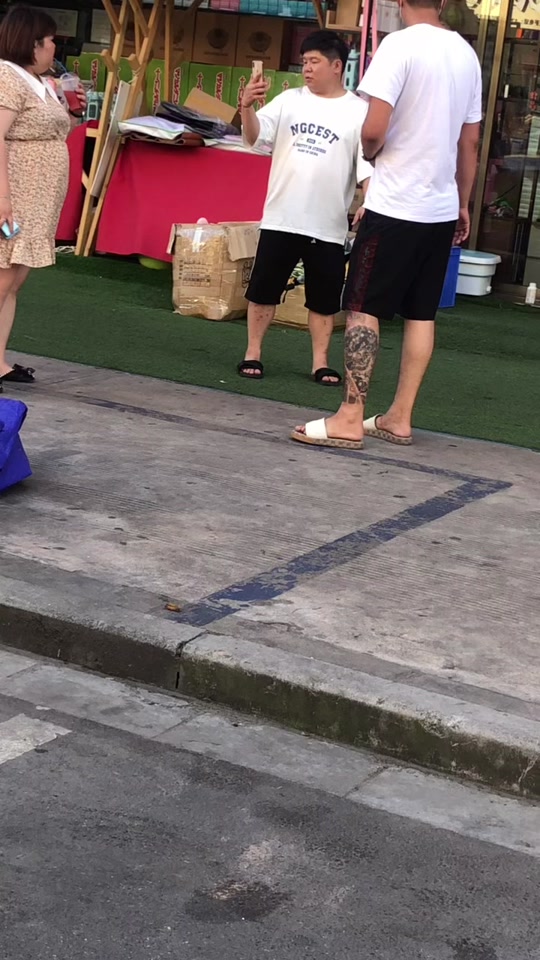 张大萌路人视角_张大萌个人简介_主播张大萌 - 抖音