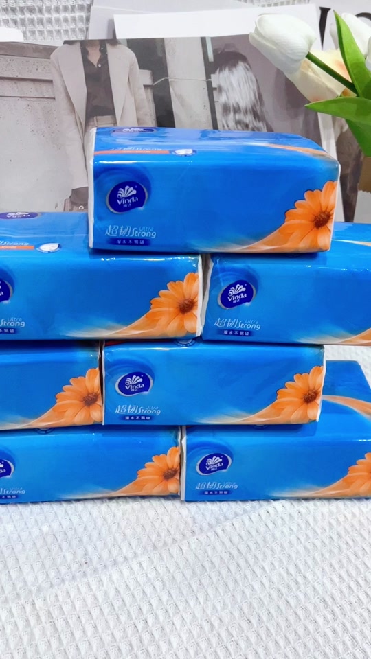 维达纸巾和心相印哪款好老爸评测 - 抖音