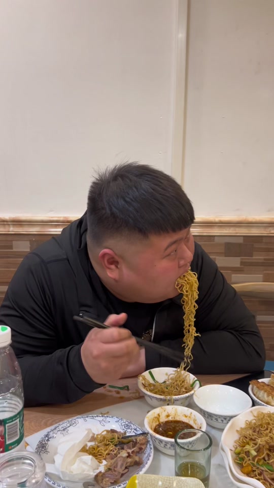 鬼哥抖音=鬼哥抖音年龄多少