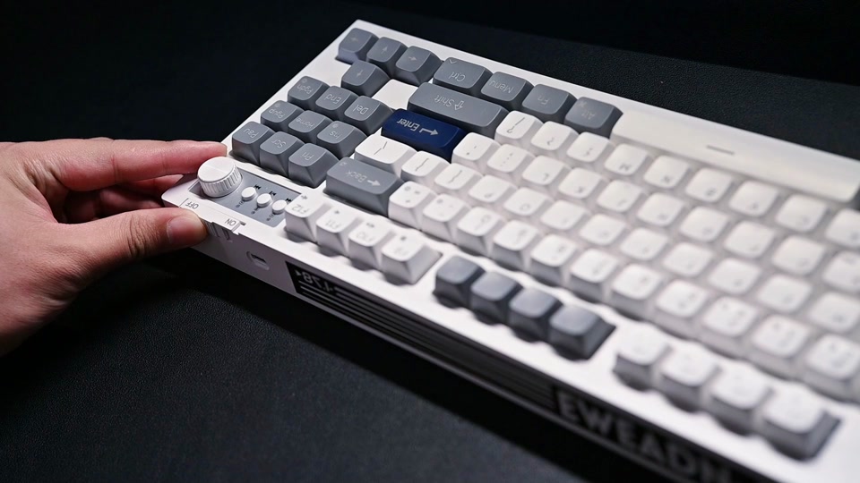 前行者x87键盘声音可调吗 - 抖音