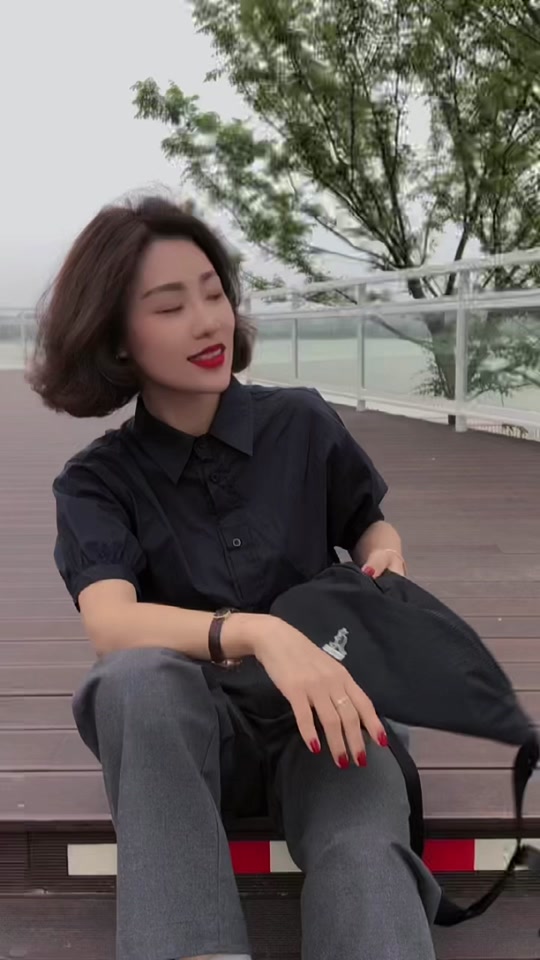 吴茜妮个人简历