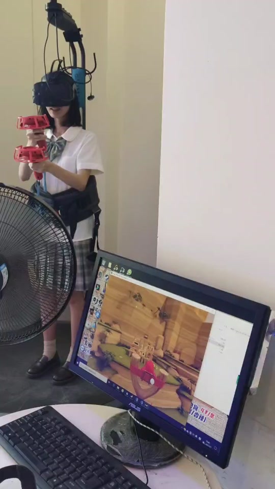 ktv里的遛鸟游戏_遛鸟游戏怎么玩