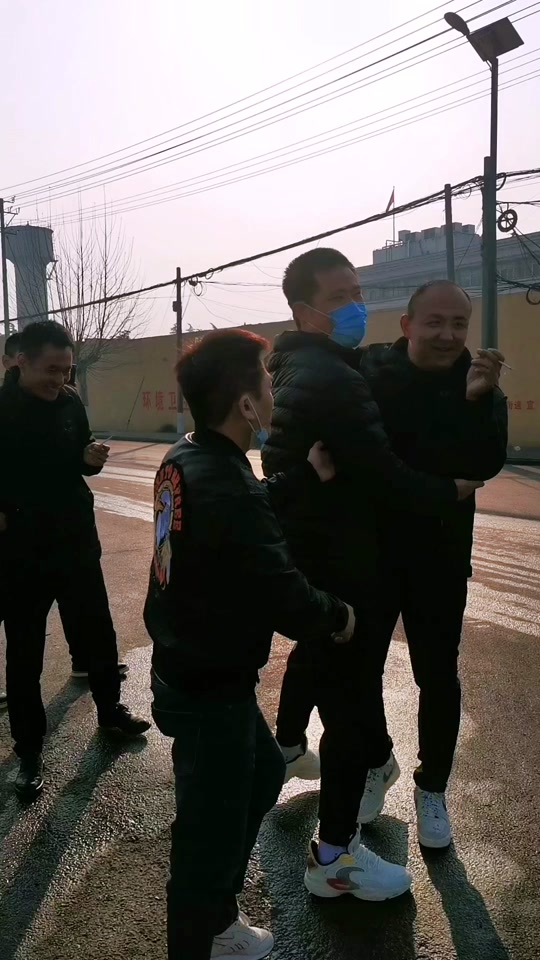 鲁南监狱监狱长沈明云