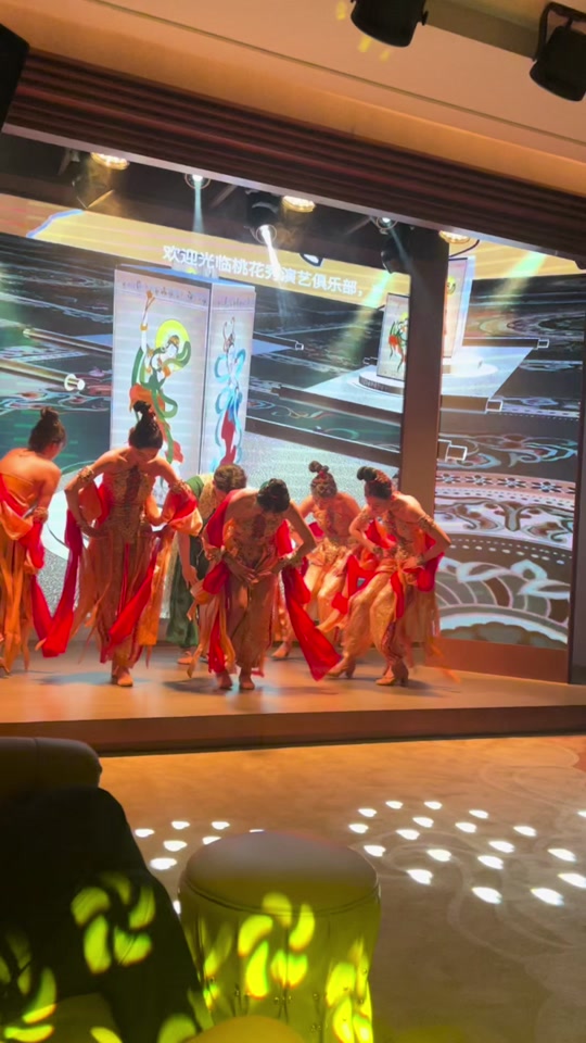 郑州桃花秀消费标准是多少_郑州梨花秀消费