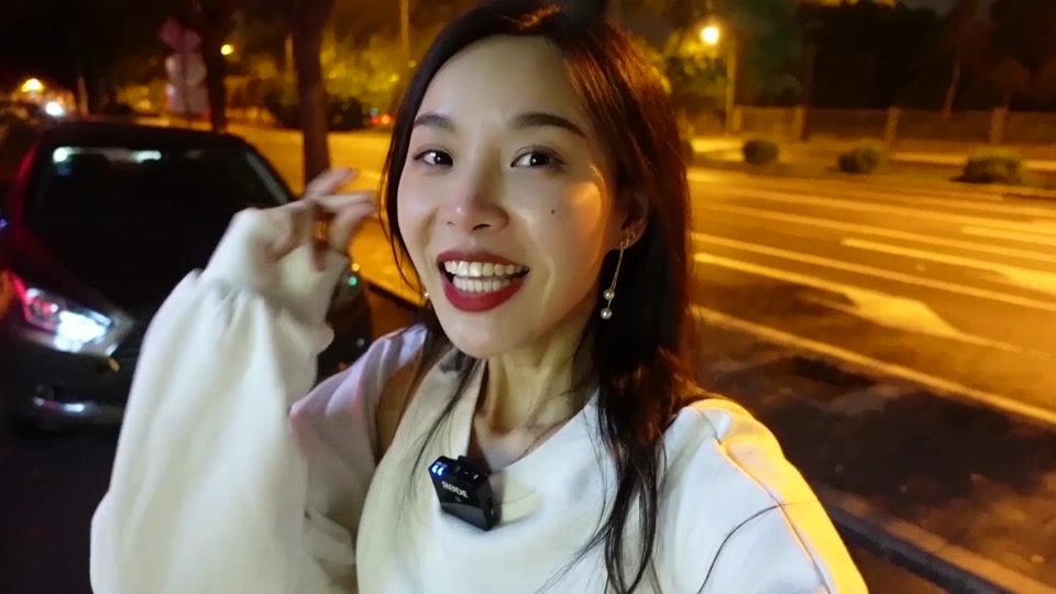 小贝饿了火锅吃播_小贝饿了火锅蘸料