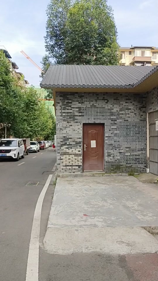 成都机车厂宿舍改造后还会拆迁吗 - 抖音