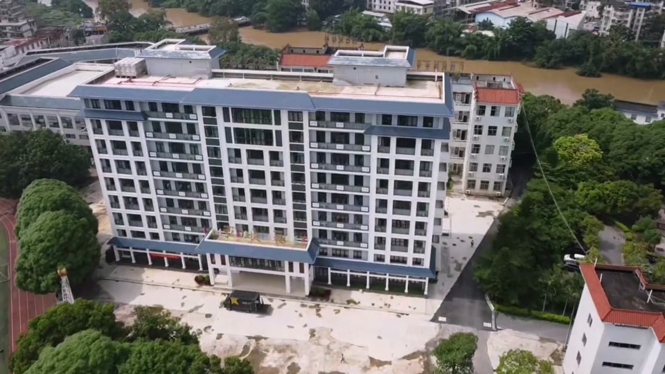 广西民族高中收费标准 - 抖音