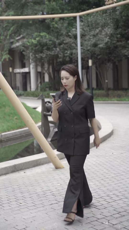 张欢很少会叫小姑