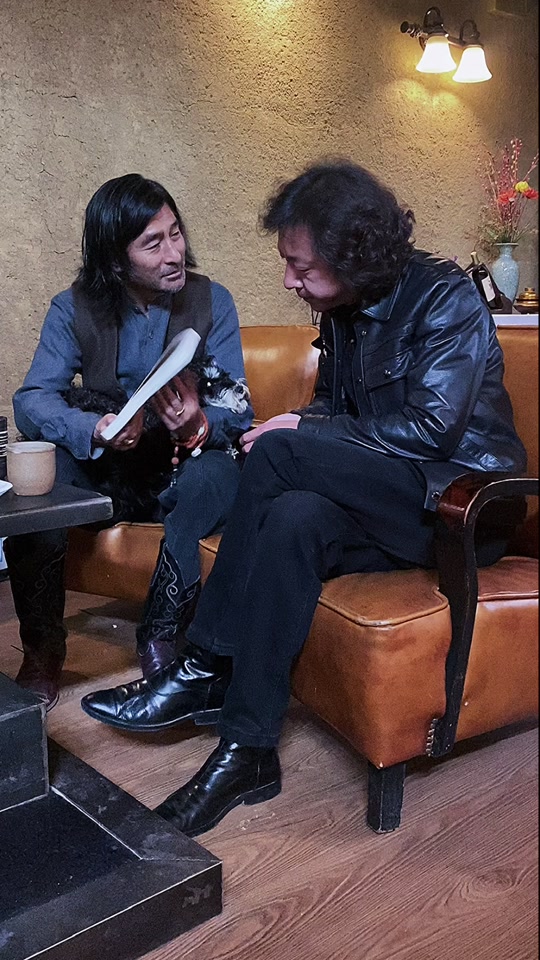 拍摄丁真走红的摄影师胡波 - 抖音