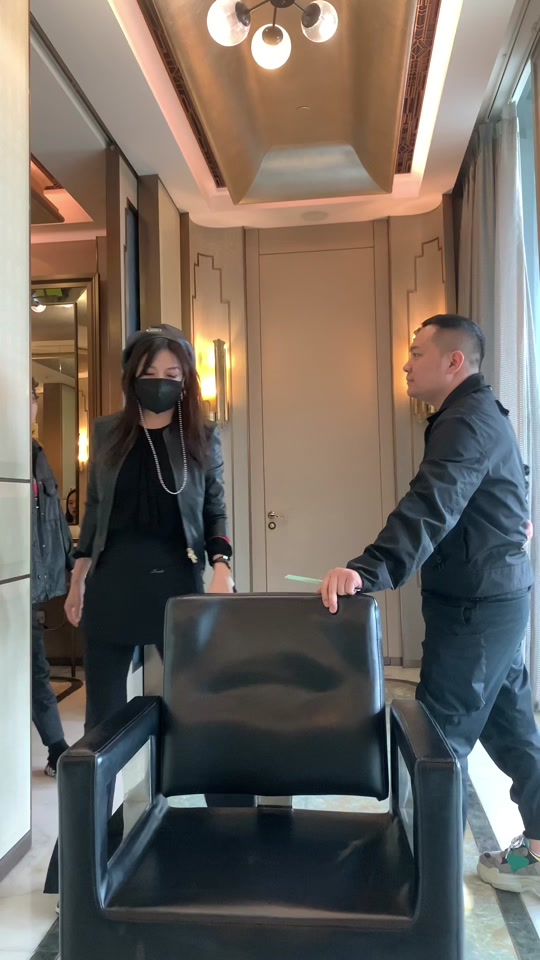 李家军leo_李家军leo简历_理发师李家军个人资料 - 抖音