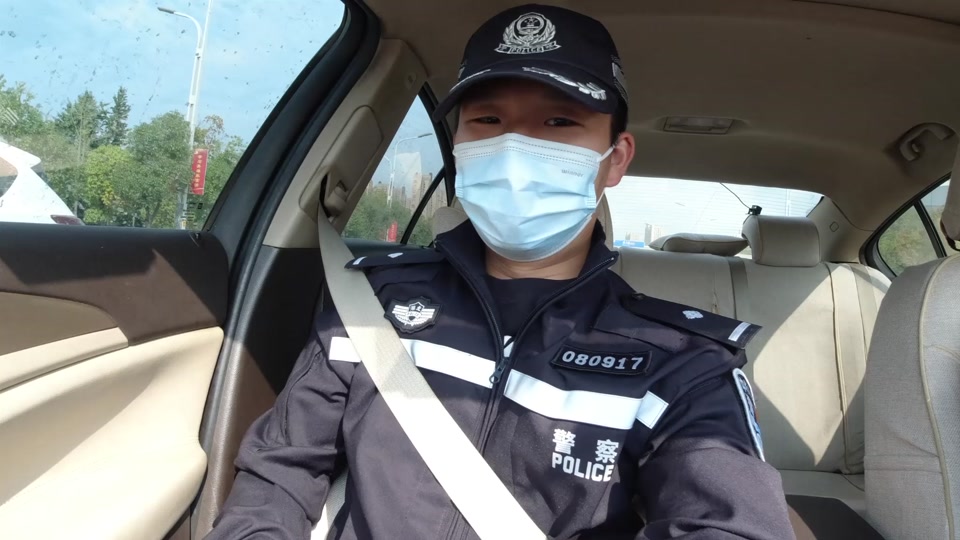 孝警阿特老婆职业
