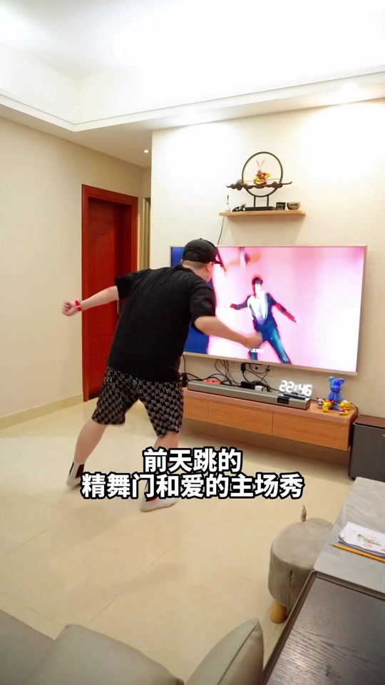 罗志祥跳舞抖腰_罗志祥的抖腰舞_罗志祥抖腿 - 抖音
