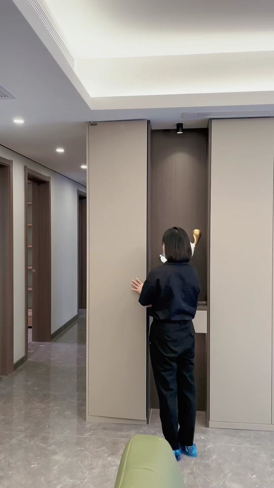 银梨灰柜体配什么颜色柜门