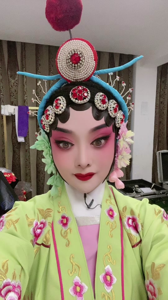 河南省周口市小皇后豫剧团出名吗 - 抖音