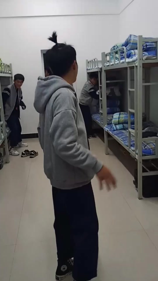 浏阳一中元旦晚会欧阳玄