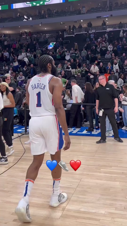 哈登三分超越雷阿伦 - 抖音