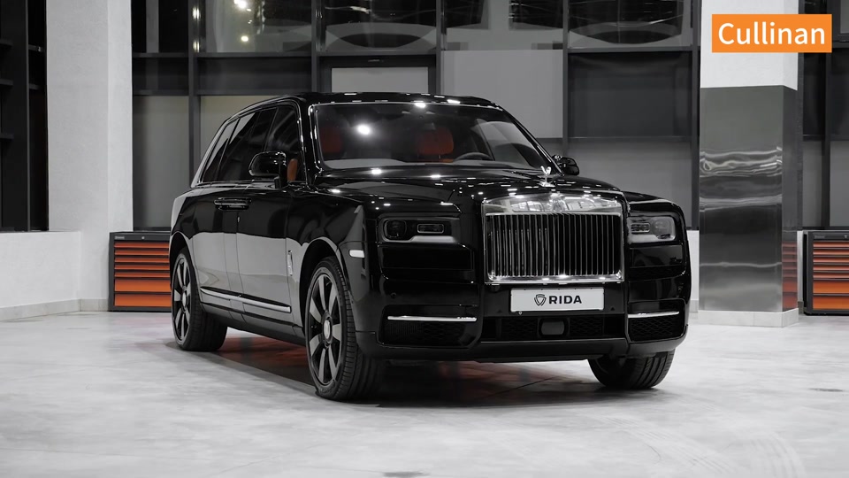 劳斯莱斯库里南加长版 - 抖音