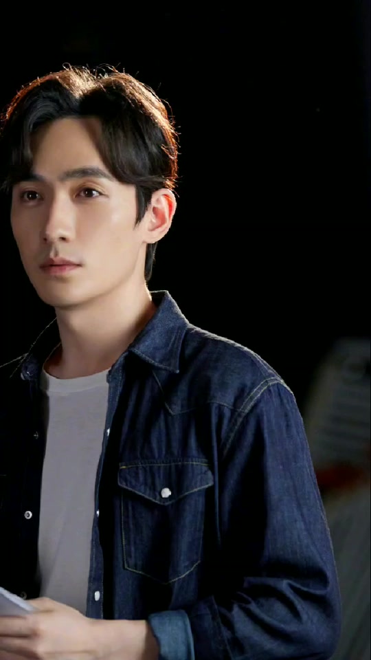 韩国有一个演员和朱一龙很像 - 抖音