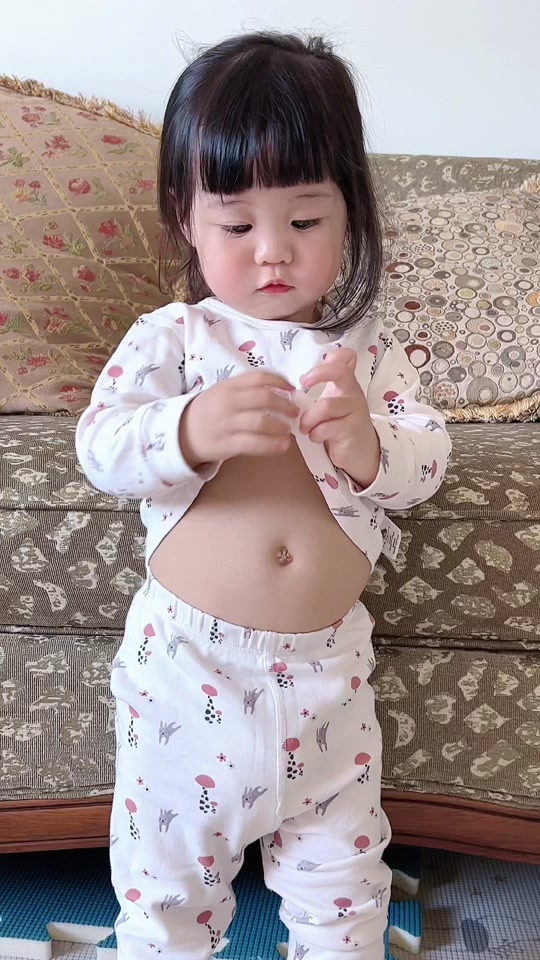 小肚皮怎么艾特好友_ins怎么艾特别人