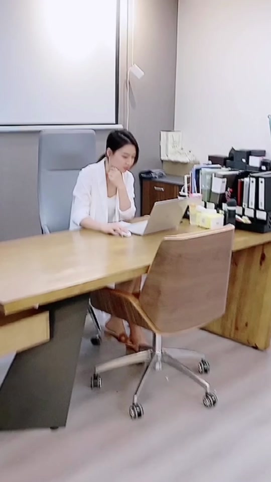 张镇生个人资料简介_张镇生为什么叫娘娘_张镇生公司 - 抖音