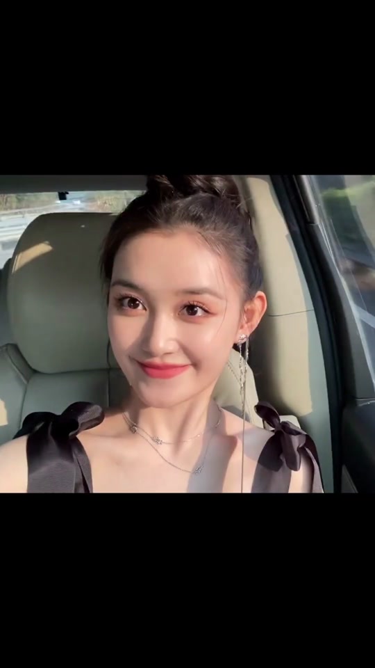蒋依依jk_蒋依依经纪公司_蒋依依家世 - 抖音