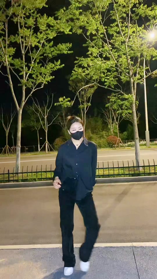 咚巴拉原唱=咚巴拉原唱完整视频