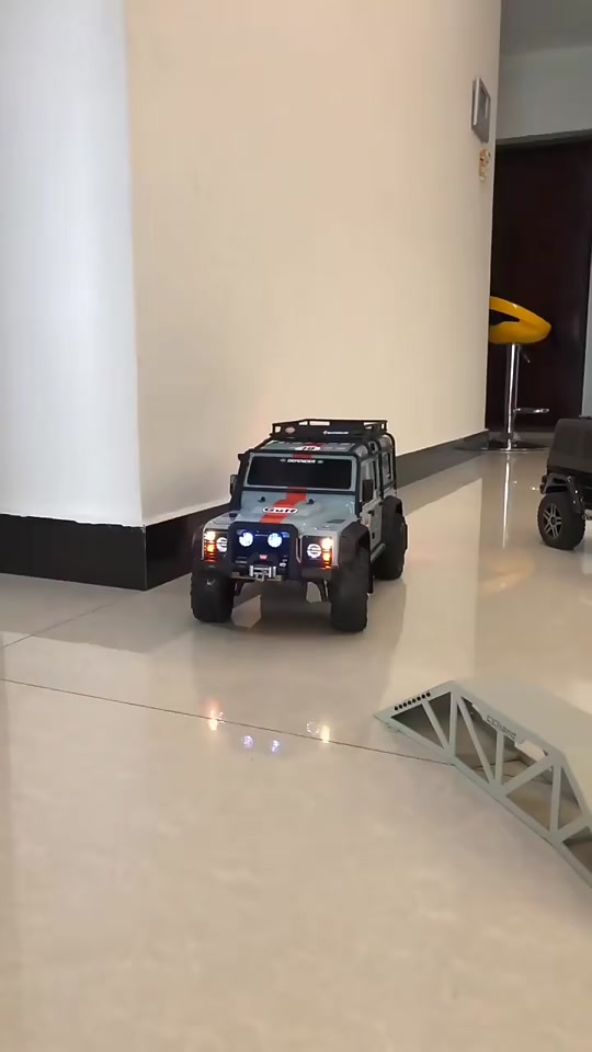 遥控汽车越野四驱版 - 抖音