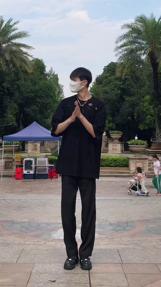 阿森同学哈哈哈_阿森同学哈哈哈b站_阿森同学长什么样 - 抖音