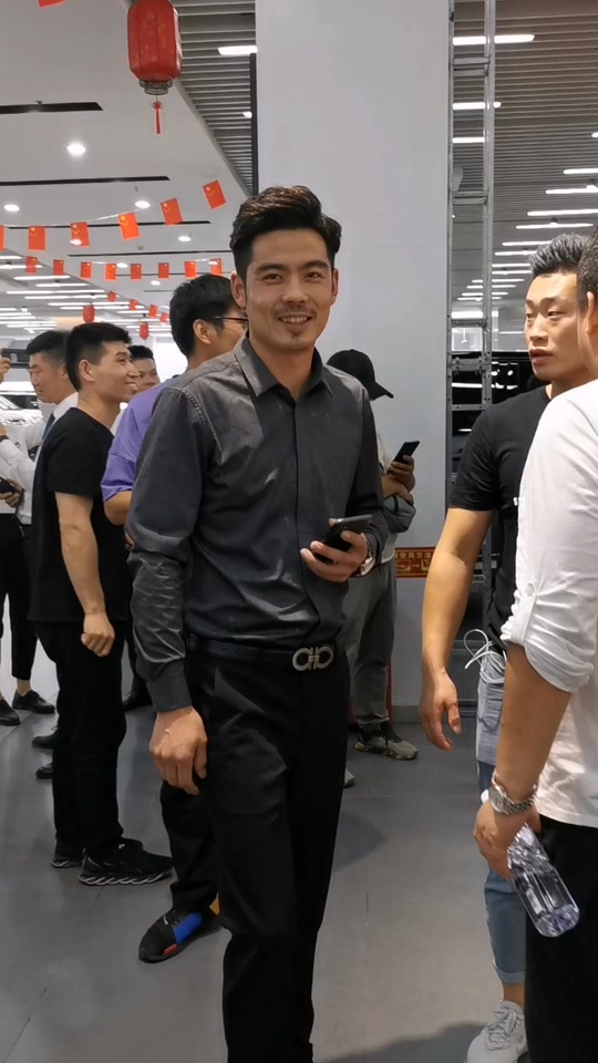 杨烁和小谢见面 - 抖音