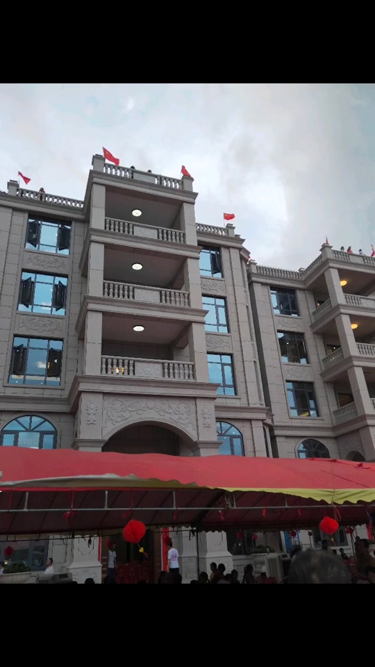 吴川陈华豪宅_深圳京基100陈华是吴川哪里人