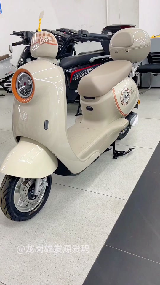 爱玛电动车n383续航多少 - 抖音