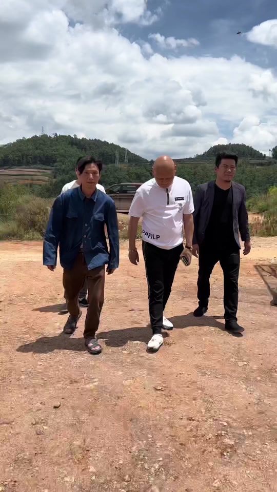 孔维笔身价多少亿 - 抖音