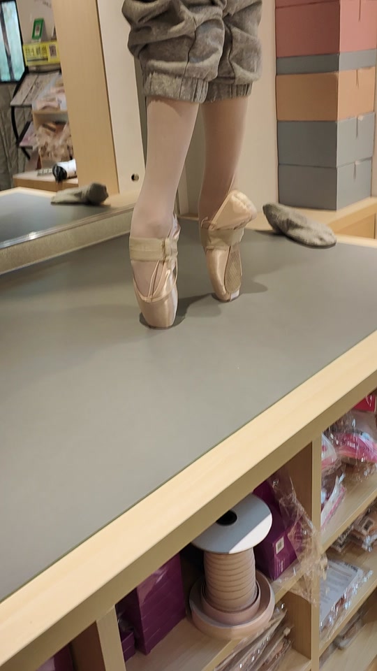 吉赛尔芭蕾邱芸庭