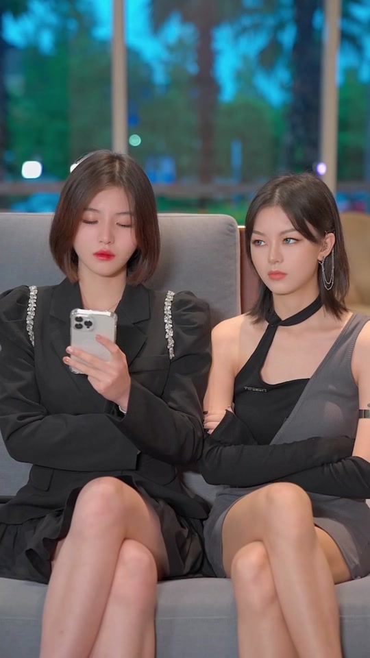 万小七和陈默_万小七和陈默的真实关系_万小七和陈默电频 - 抖音