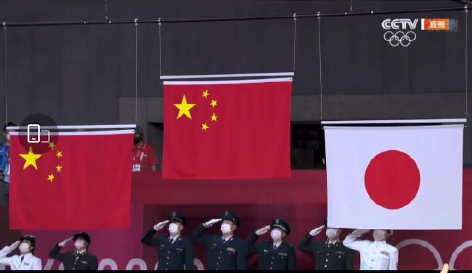 不知怎滴,国歌一响,泪水就出来了 - 抖音