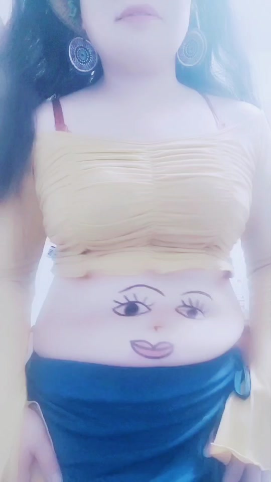 肚子上画脸跳肚皮舞_肚皮上画个脸跳舞