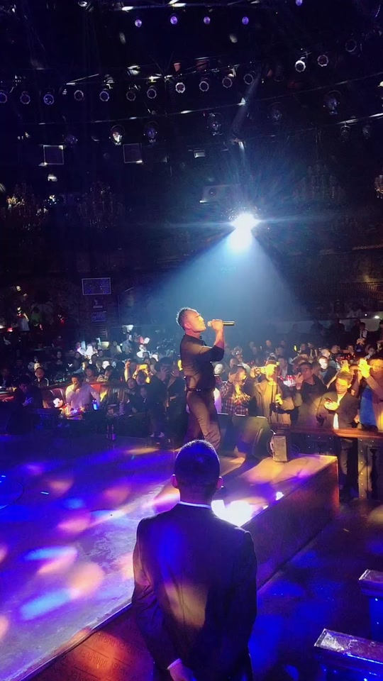 郑州西部酒城 - 抖音