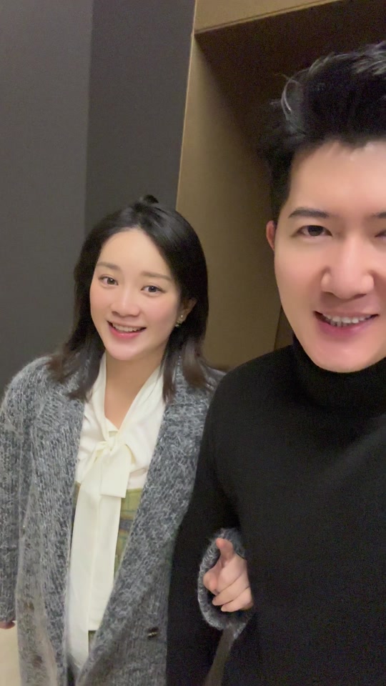 芮格温格夫妇去四季妈妈家吃饭_温朋达和芮格个人资料_温朋达芮格