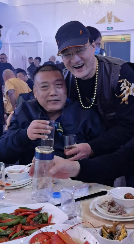 南京霞哥和曹主任