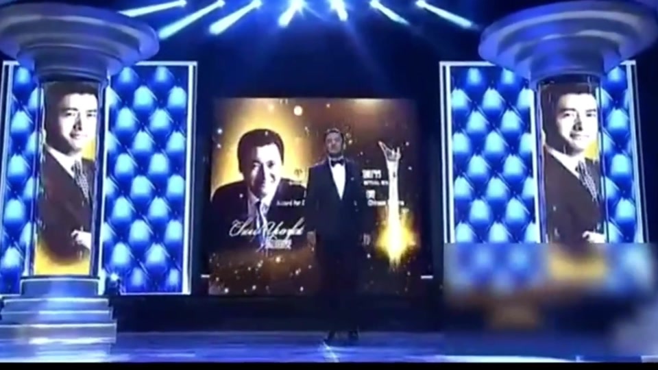 周润发权志龙在mama颁奖典礼 - 抖音