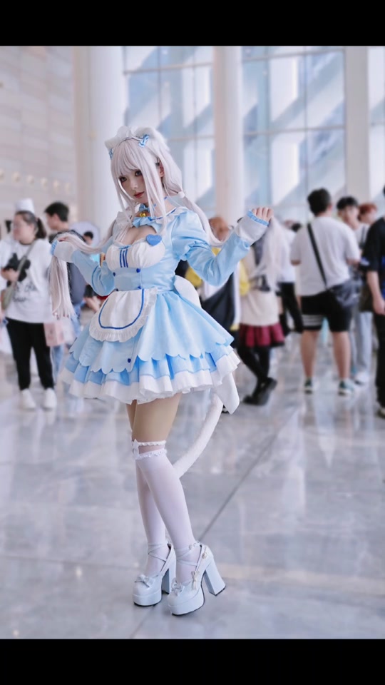 绯红小猫cosplay
