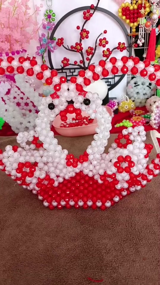 天鹅纸巾盒串珠教程