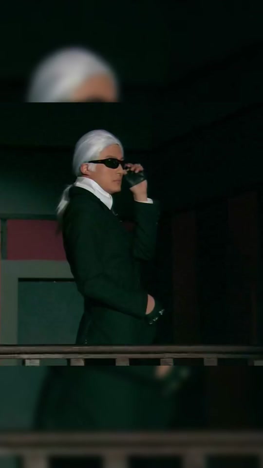 吕子乔头像时尚教父