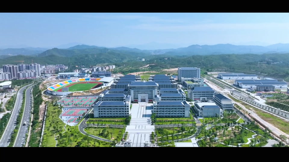 2024年长汀一中分校多少分 - 抖音