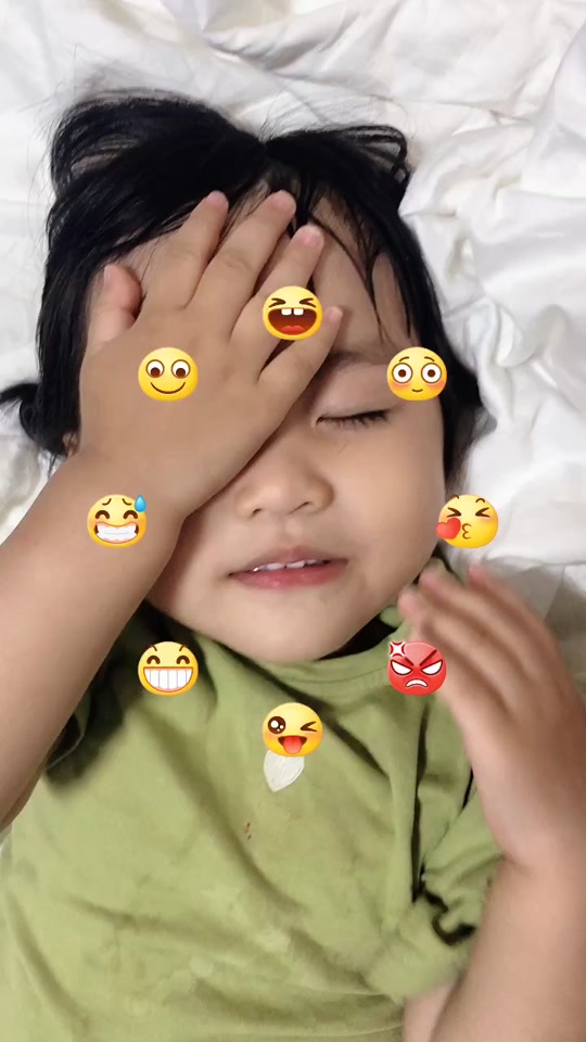 小酱柒表情_爱看脸的小柒酱