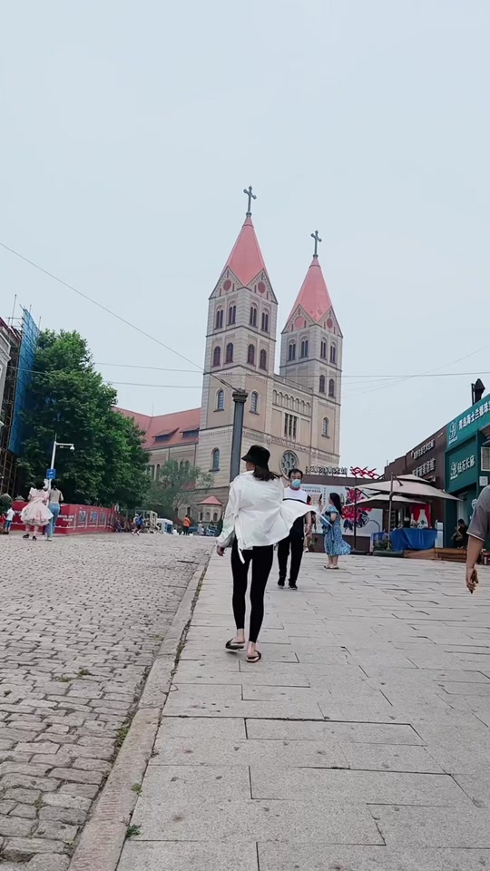 亿人健哥新女朋友亚楠 - 抖音